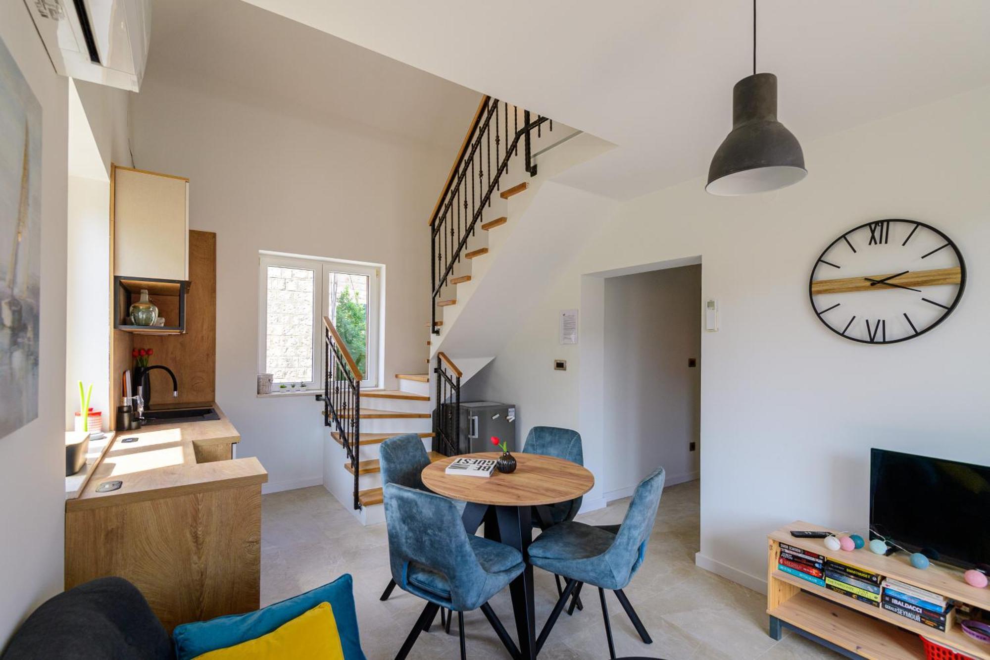 Apartments Kralj Ana 察夫塔特 外观 照片